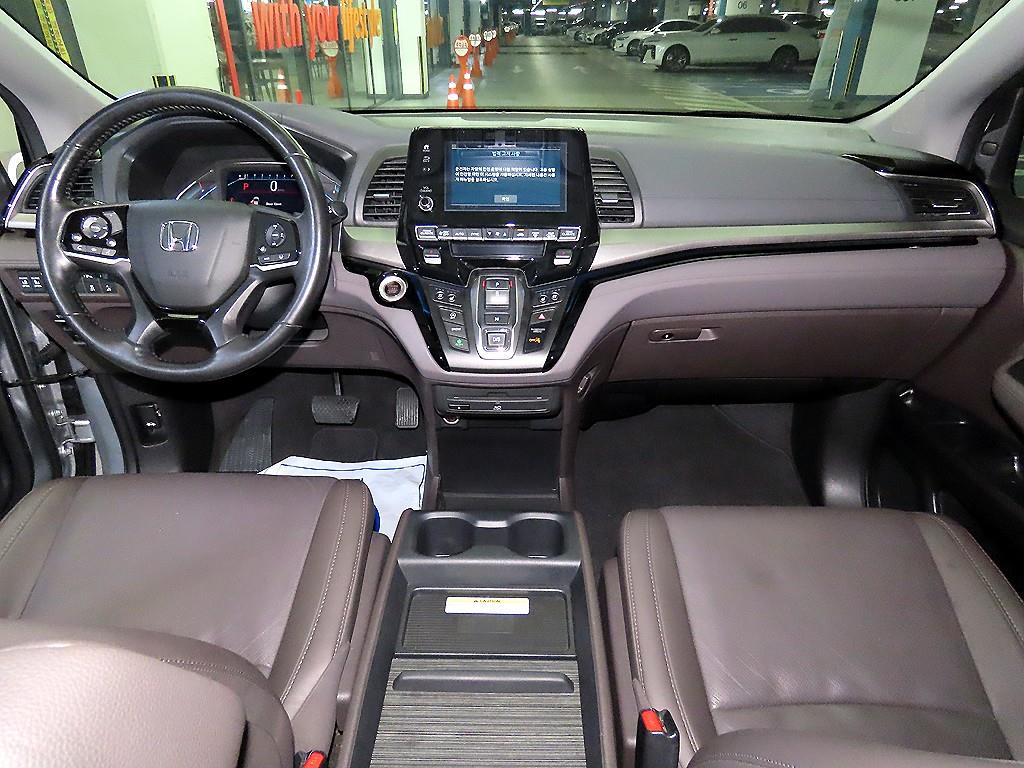 Honda Odyssey - Vista 9