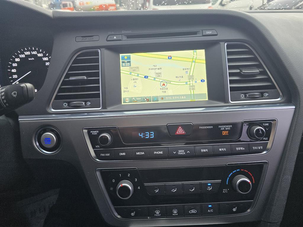 HYUNDAI Sonata - Vista 7