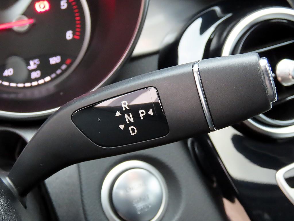 Mercedes Benz C Class - Vista 11