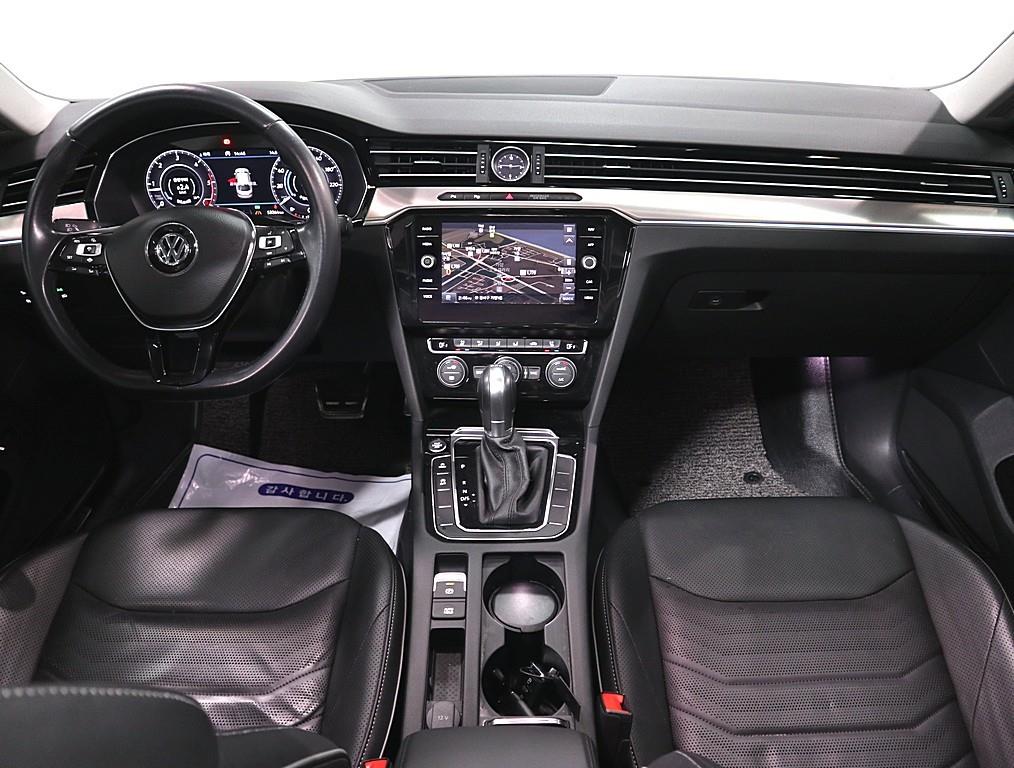 Volkswagen Arteon - Vista 5