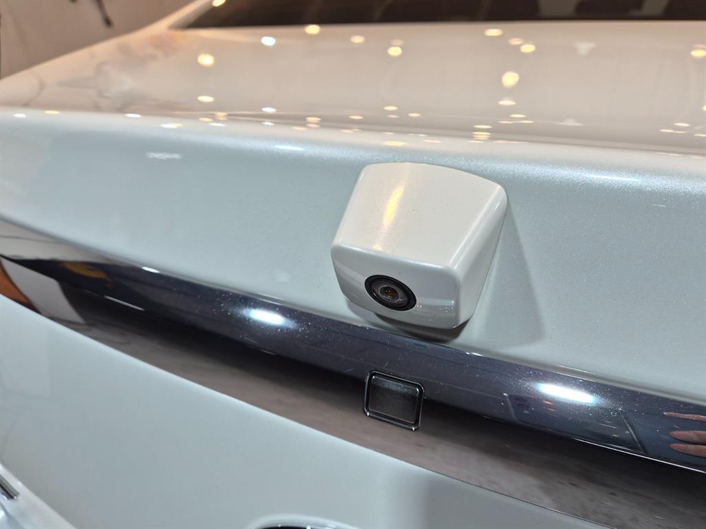 SAMSUNG SM7 - Vista 5