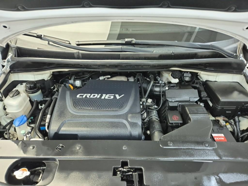 KIA Carnival - Vista 5