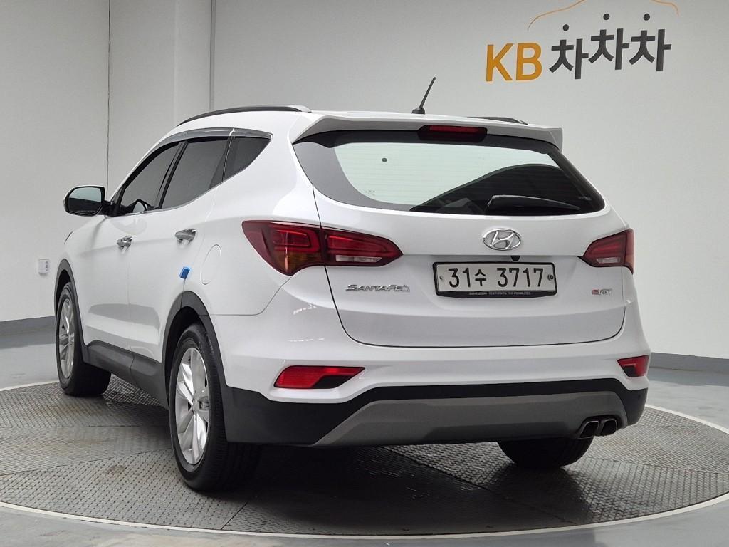 HYUNDAI Santa Fe - Vista 4