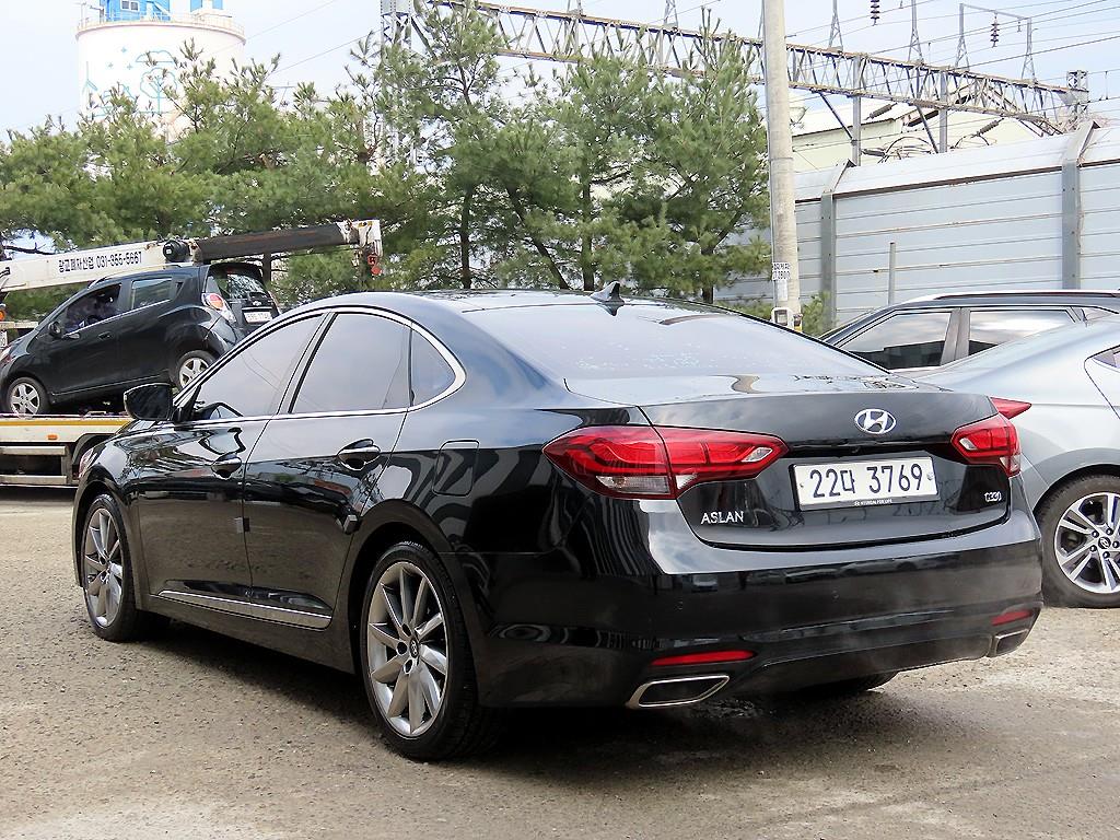 HYUNDAI Aslan - Vista 3