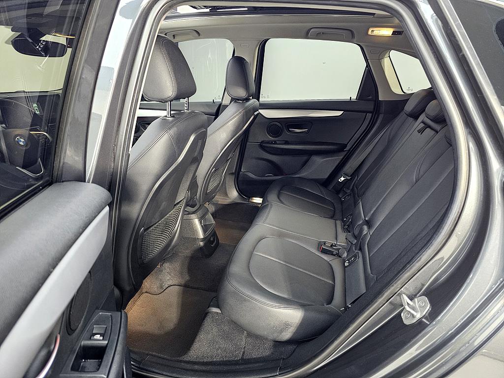 BMW 2 series - Vista 9