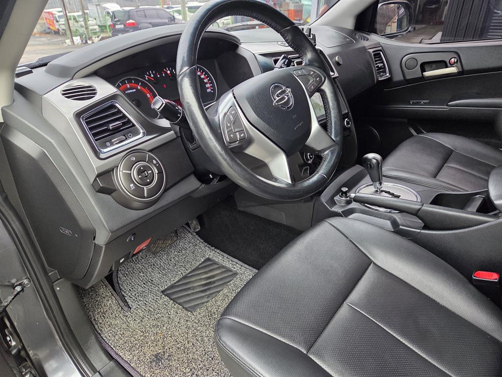 Ssangyong Korando - Vista 10