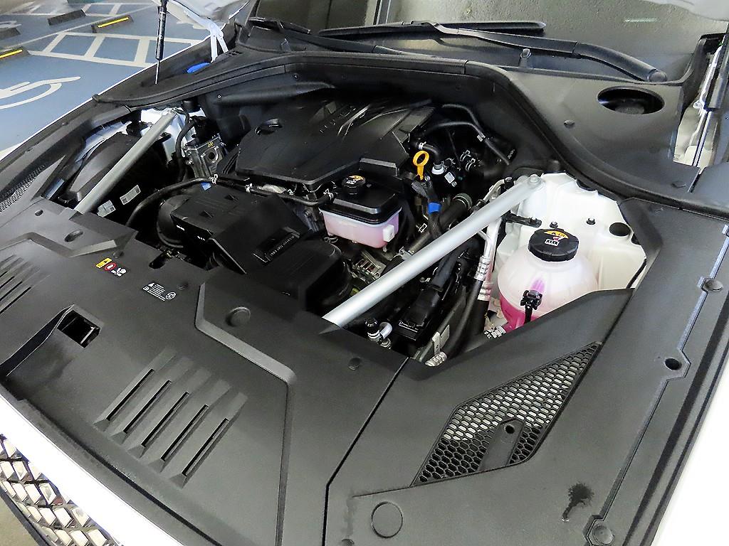 Genesis GV70 2024 Blanco - Importación desde Corea - HF Imports Iquique - Foto 19