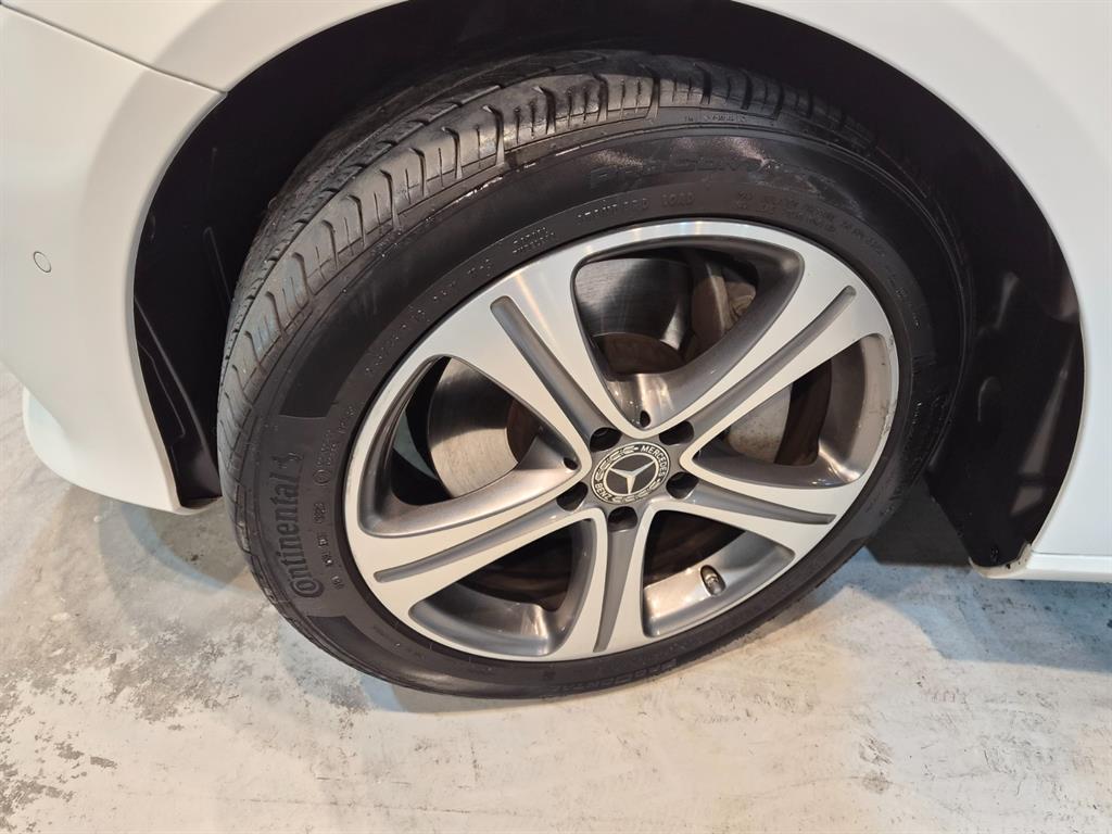 Mercedes Benz E class 2018 Blanco - Importación desde Corea - HF Imports Iquique - Foto 18