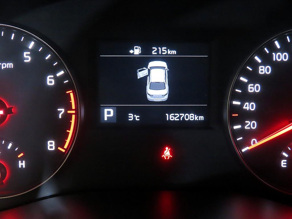 KIA K7 - Vista 9