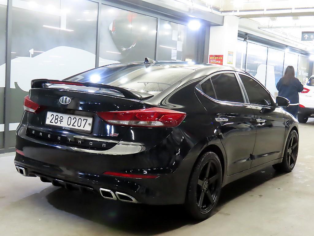 HYUNDAI Avante - Vista 4