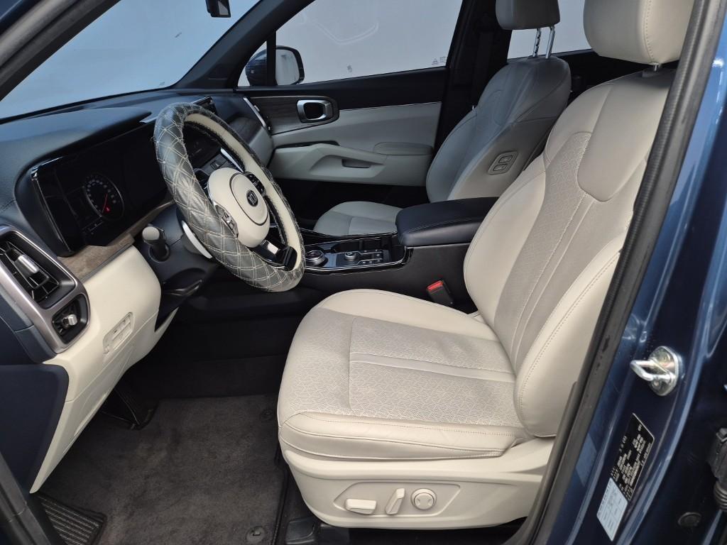 KIA Sorento - Vista 11