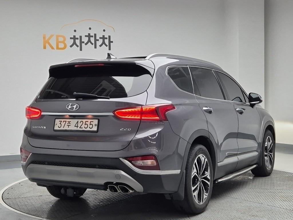 HYUNDAI Santa Fe - Vista 3