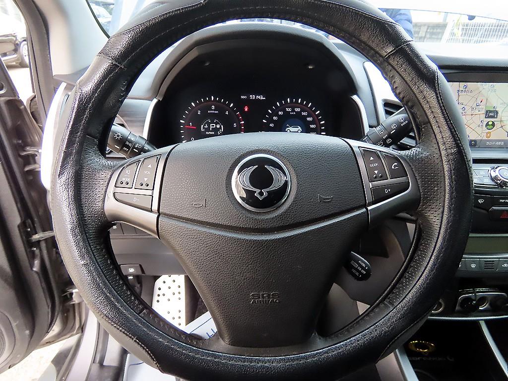 Ssangyong Korando - Vista 8