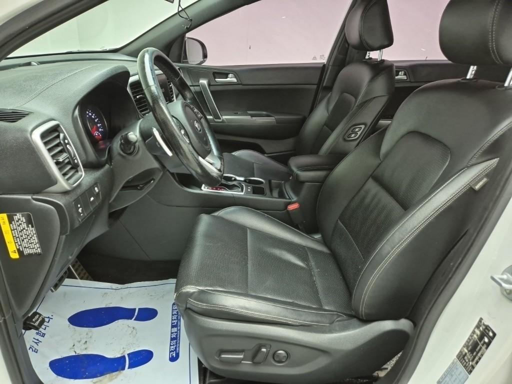 KIA Sportage - Vista 11