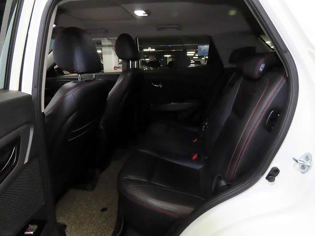 Ssangyong Tivoli - Vista 7