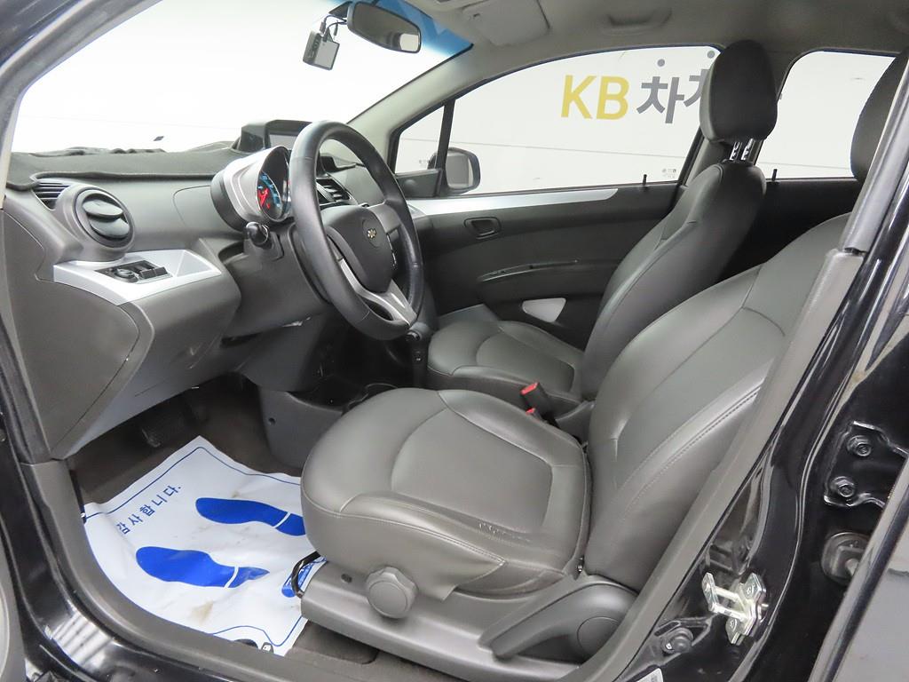 Chevrolet Spark - Vista 5