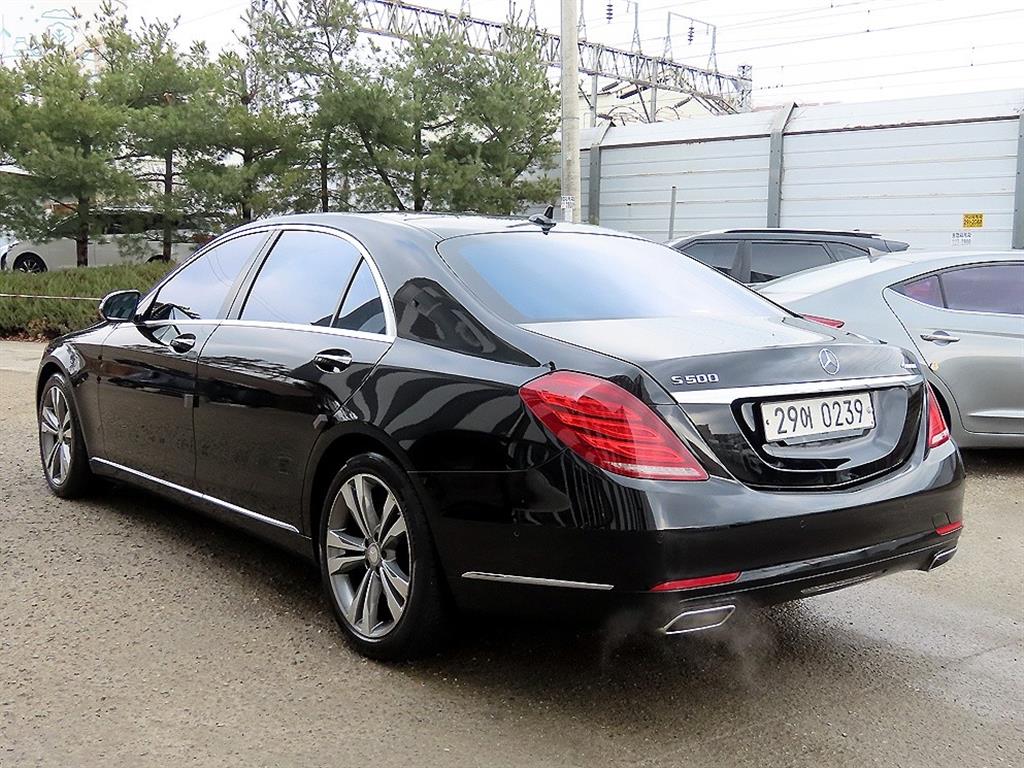 Mercedes Benz S Class - Vista 3