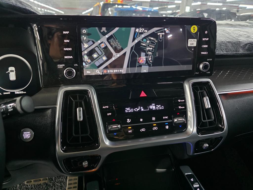 KIA Sorento - Vista 11