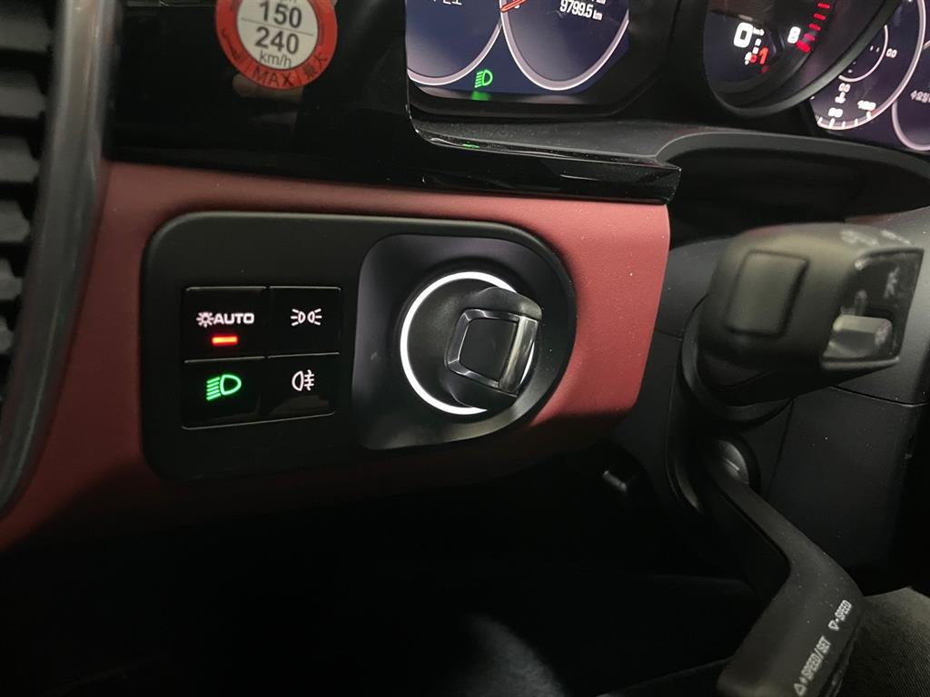 Porsche Cayenne - Vista 12