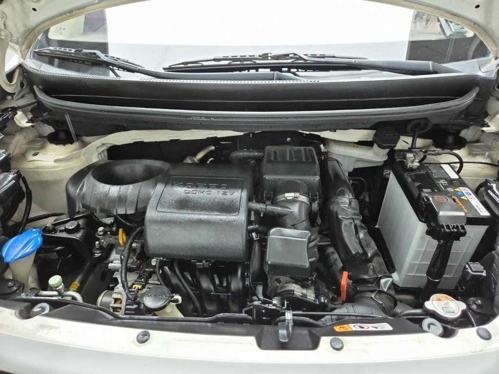 KIA Morning - Vista 5