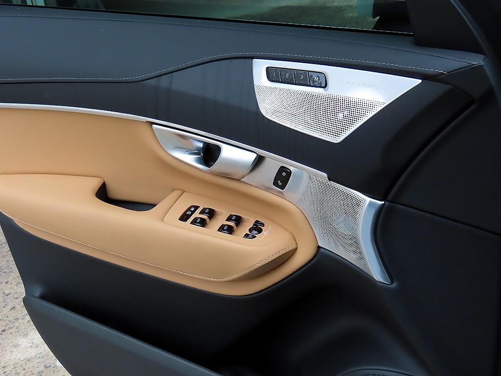 Volvo XC90 - Vista 12