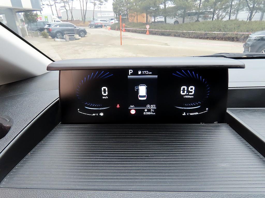 HYUNDAI Staria - Vista 9