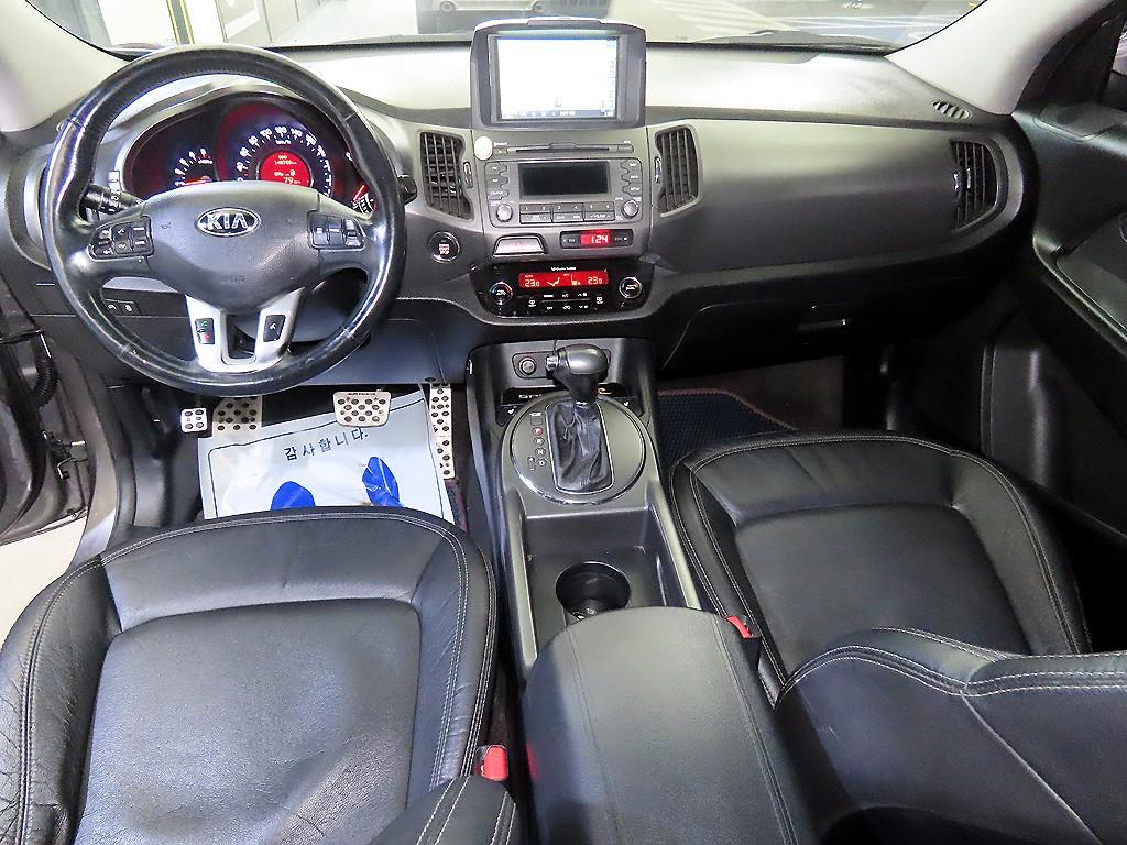 KIA Sportage - Vista 10