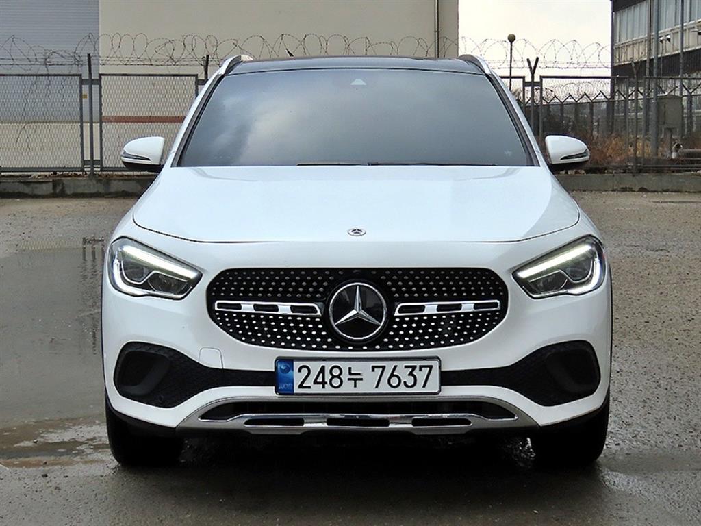 Mercedes Benz GLA Class 2021 Blanco - Importación desde Corea - HF Imports Iquique - Foto 1