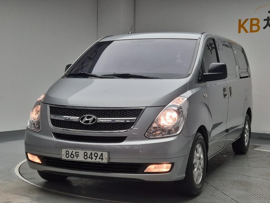 HYUNDAI Starex 2016 Gris - Importación desde Corea - HF Imports Iquique - Foto 1