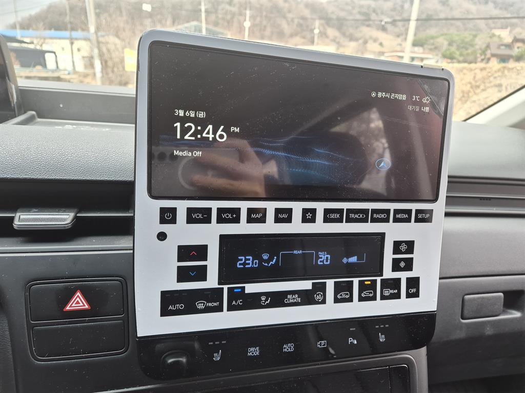 HYUNDAI Staria - Vista 6