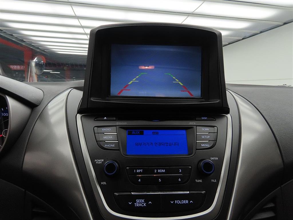 HYUNDAI Avante 2014 Blanco - Importación desde Corea - HF Imports Iquique - Foto 15