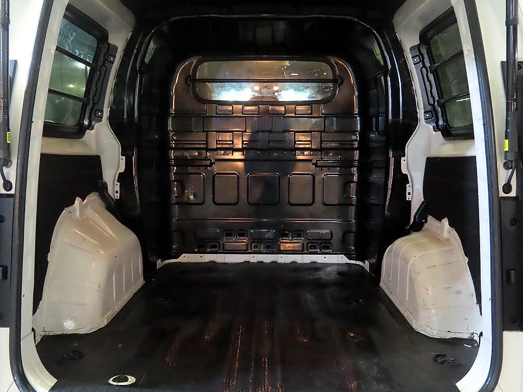 HYUNDAI Staria 2022 - Importación desde Corea - HF Imports Iquique - Foto 18