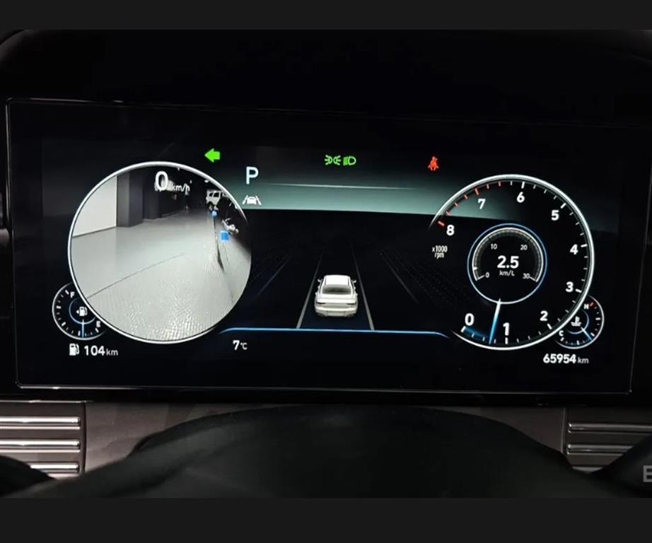 HYUNDAI Grandeur - Vista 4