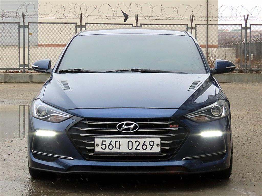 HYUNDAI Avante 2017 Azul - Importación desde Corea - HF Imports Iquique - Foto 1