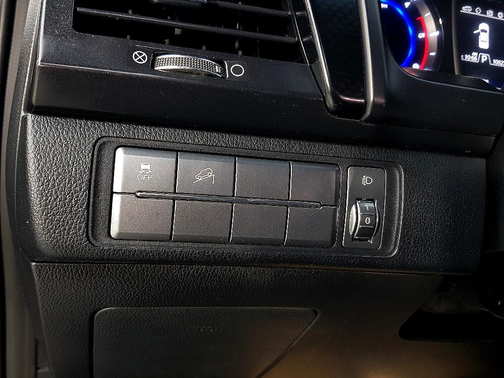 Ssangyong Rexton - Vista 11