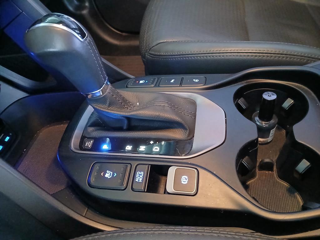 HYUNDAI Maxcruz - Vista 5