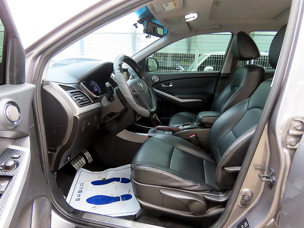 Ssangyong Korando - Vista 5