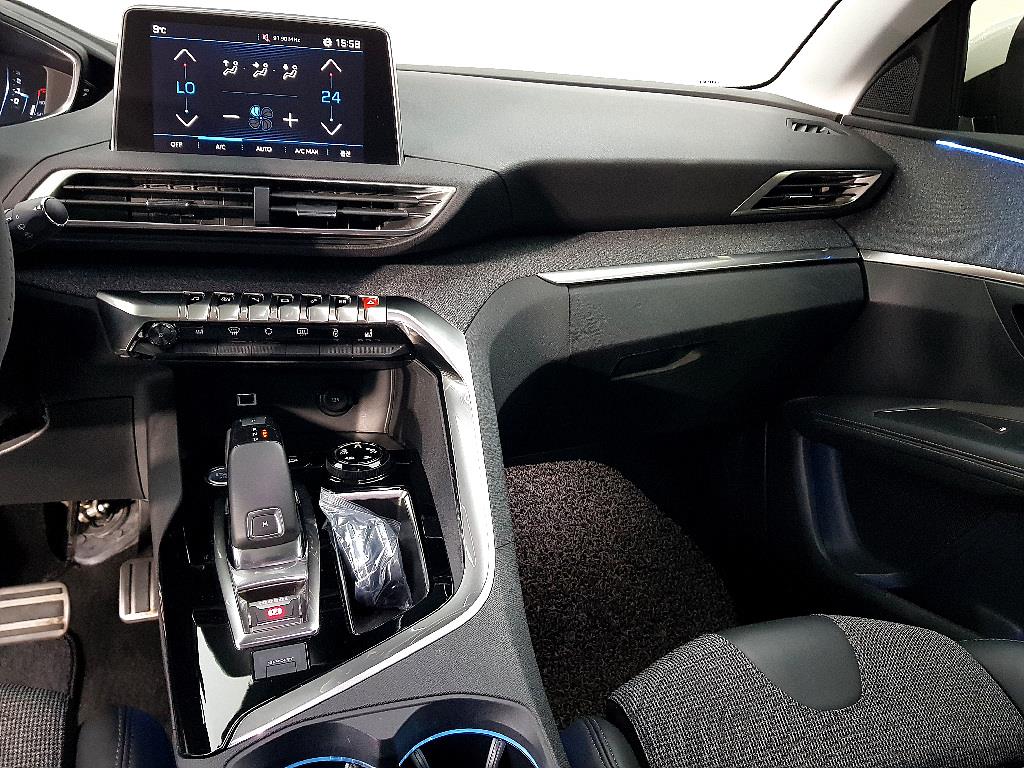 Peugeot 3008 - Vista 10