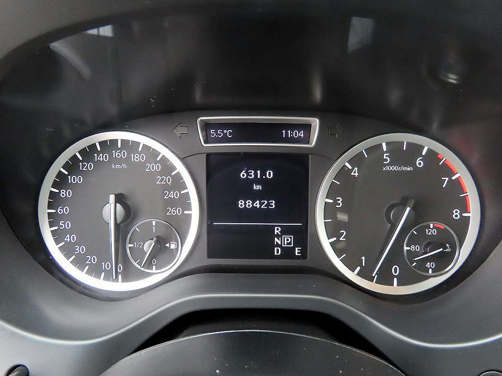 Infiniti Q - Vista 9