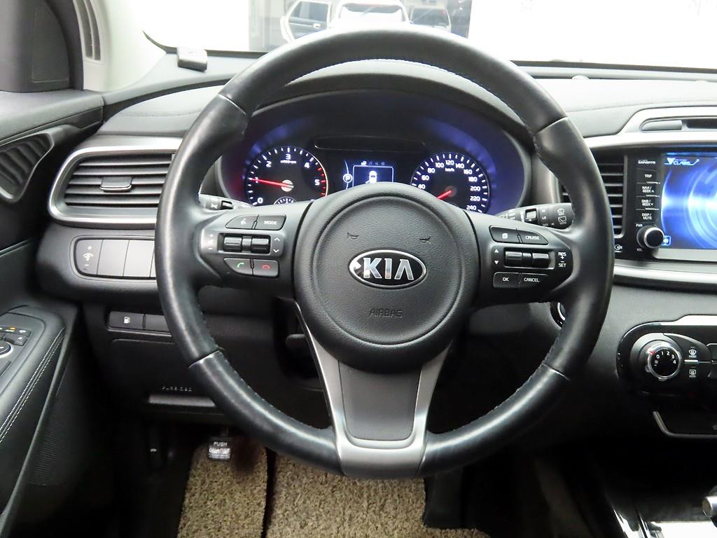 KIA Sorento - Vista 7