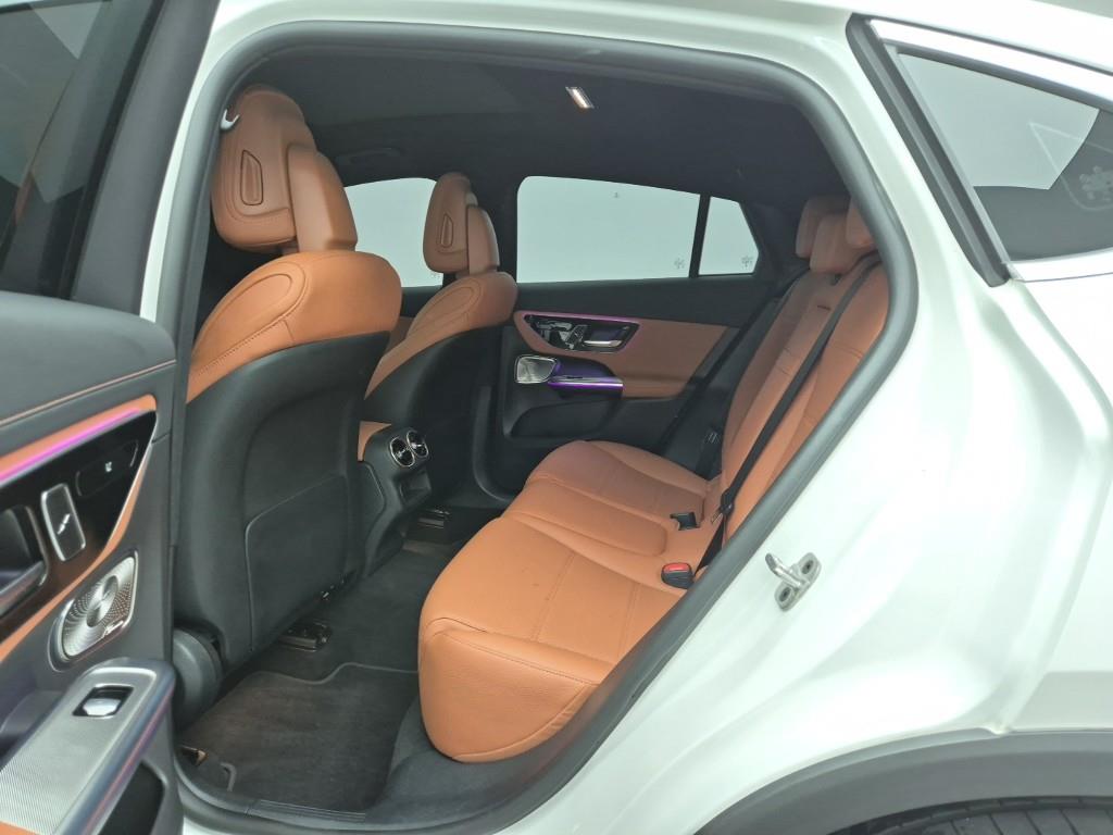 Mercedes Benz GLC Class - Vista 12