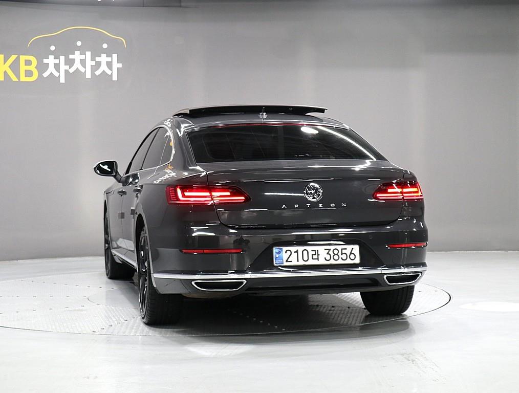Volkswagen Arteon - Vista 4