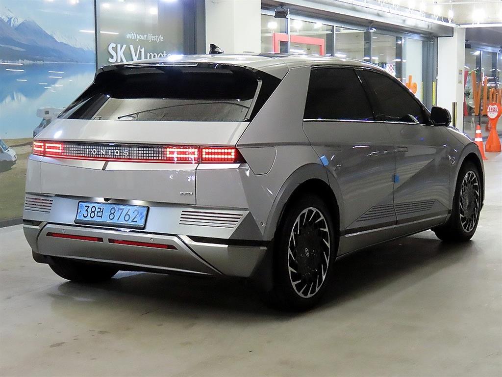 HYUNDAI Ioniq 5 - Vista 4