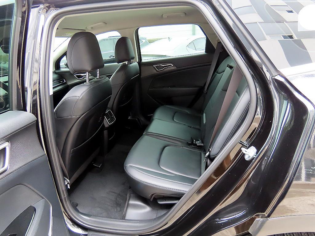 KIA Sportage - Vista 6