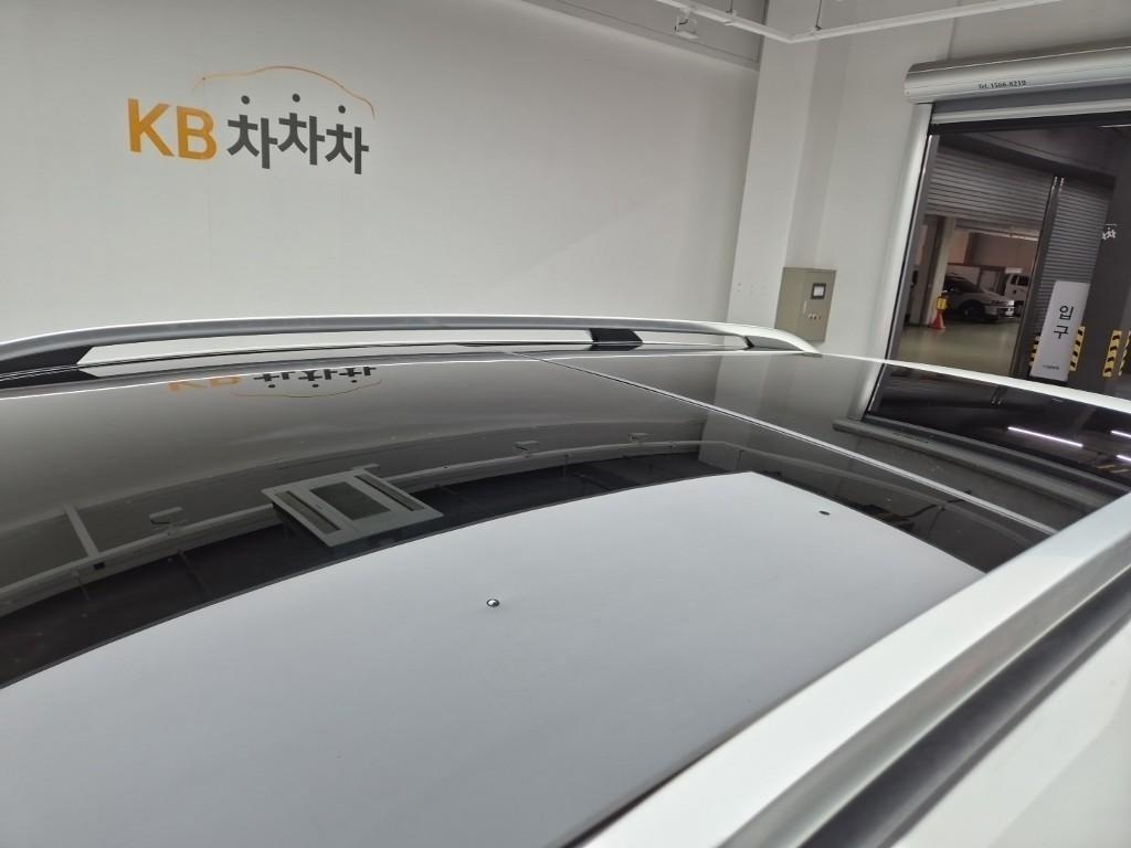 Mercedes Benz GLE Class - Vista 12