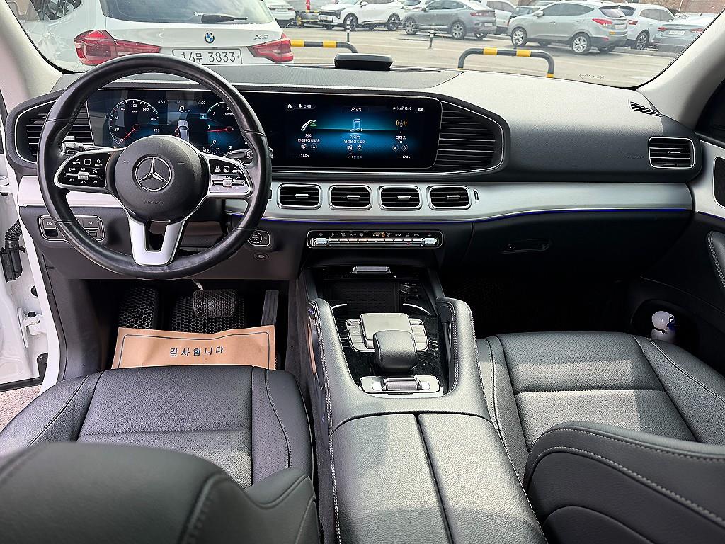 Mercedes Benz GLE Class - Vista 5