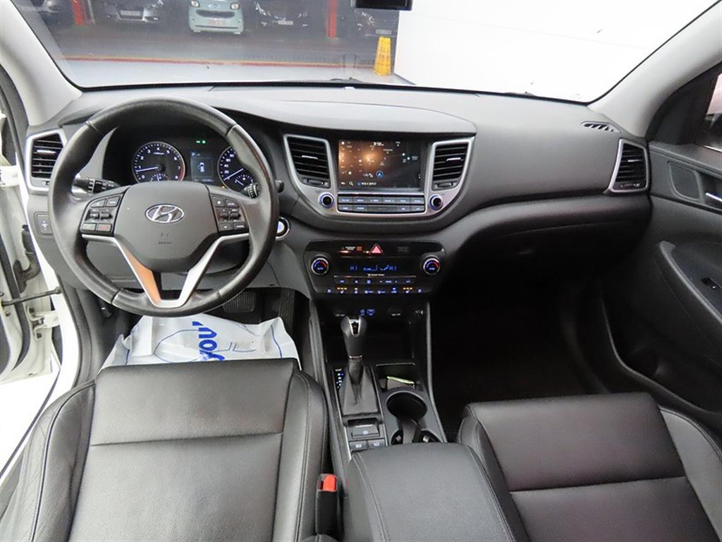 HYUNDAI Tucson - Vista 7