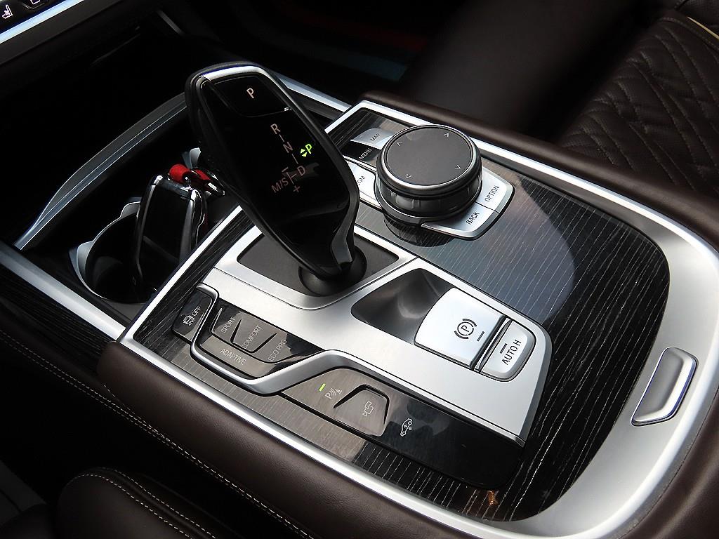 BMW 7 Series - Vista 11