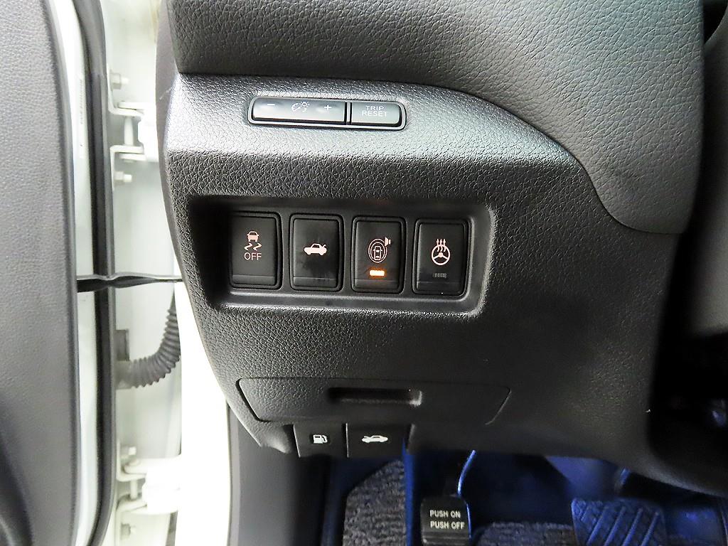 Nissan Altima - Vista 12