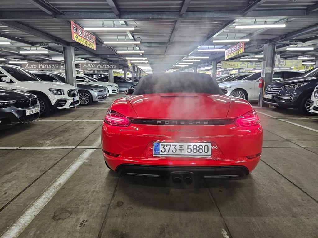 Porsche 718 - Vista 5